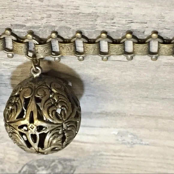 Antique Victorian Brass Filigree Ball Book Link Chain Necklace - Picture 13 of 17